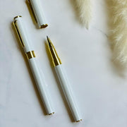 Die beste Freundin Geschenkbox enthält unter anderem einen edlen  Holistic Kugelschreiber und vieles mehr 